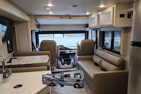 2023 Holiday Rambler Eclipse 34J