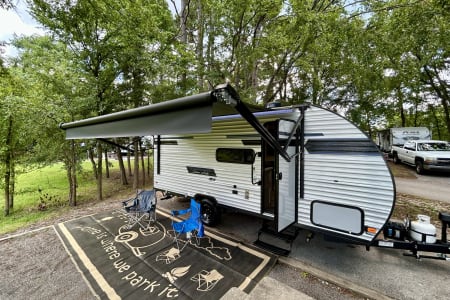 Sugarbear Den #24 - "Kiwi" the Camper