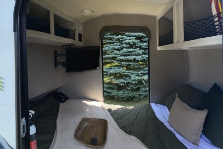 Cozy 2018 E-Pro Camper for Two - Perfect Getaway!