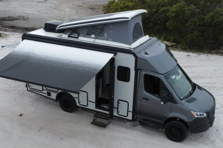 The ULTIMATE Van based Rig with Pop Top, sleeps 5! Mercedes 170 AWD
