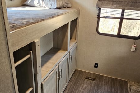2022 Spacious RV for Equestrian Adventures