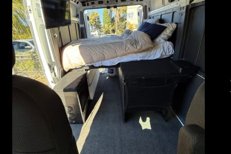 Camping essentials adventure Van - 2022 Promaster