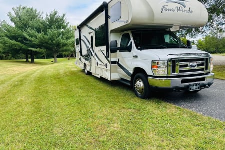 Thor Motor Coach Four Winds Class C