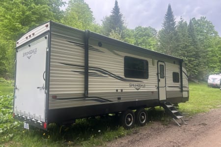 Keystone tail gator toy hauler