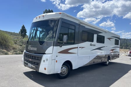 Winnebago Sightseer
