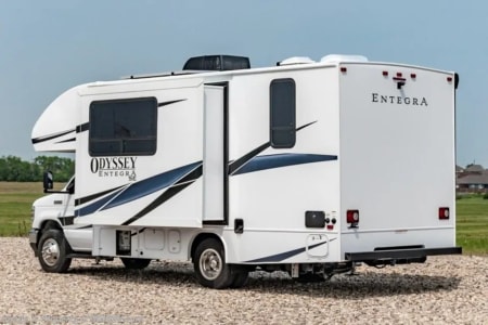 James and Desiree's Home on Wheels - Everything you need for a great time!