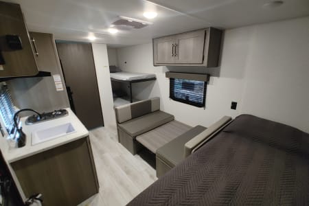 Brand New 2025 Keystone Hideout 175BH