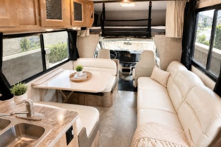 Perfect RV Getaway - 2020 Coachmen Leprechaun