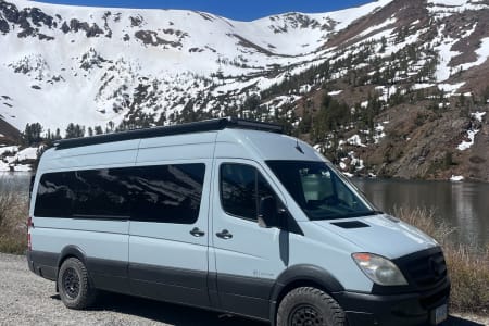 Luxury ActiVan Mercedes-Benz Sprinter 2500