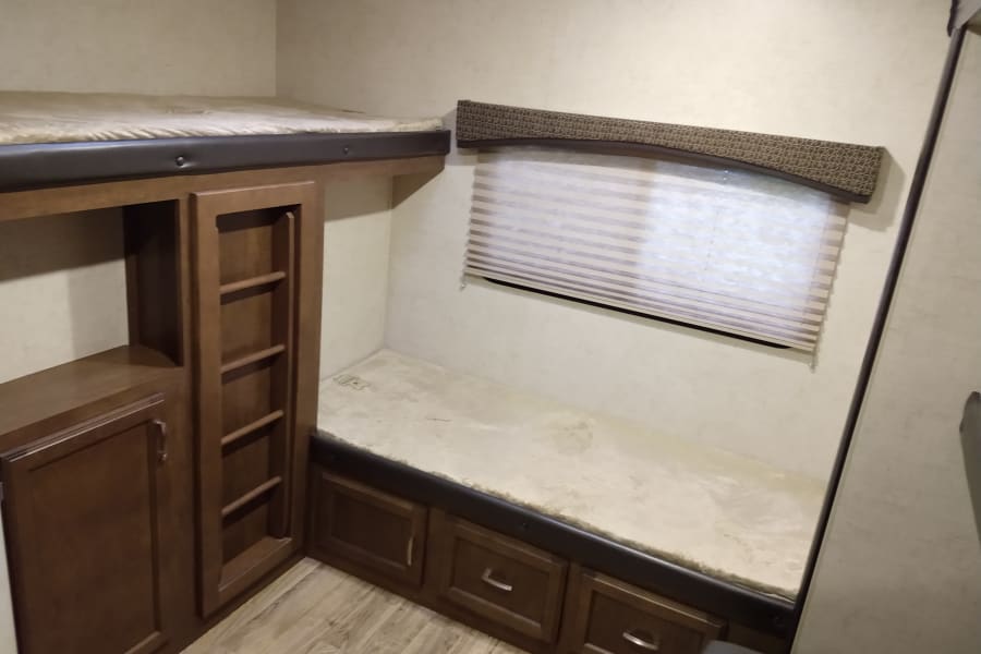 Rear bunk area