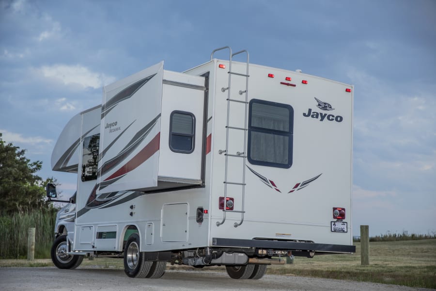 This is what sets her apart.  You get the easy-drivin' of a 24Ft class C, but then a Slide Out that creates a mobile master suite.