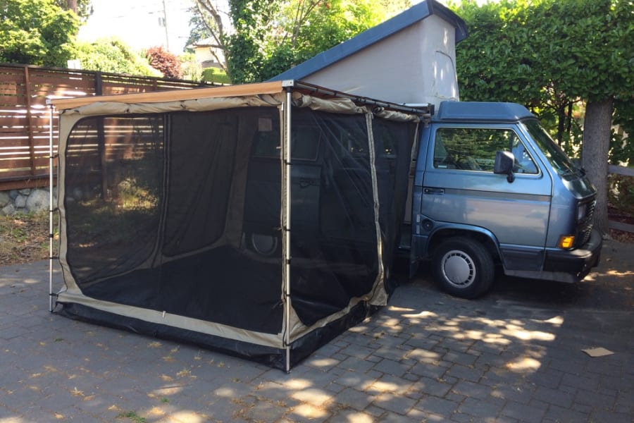 Optional screened gazebo room 