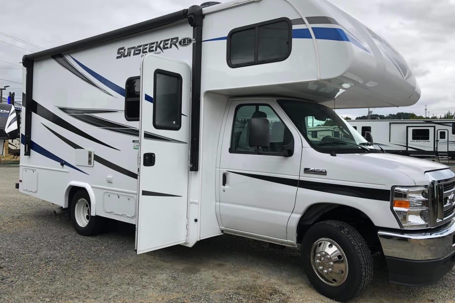 Roaming the Wild: Start your adventures in "The Snohomish&rdquo;
