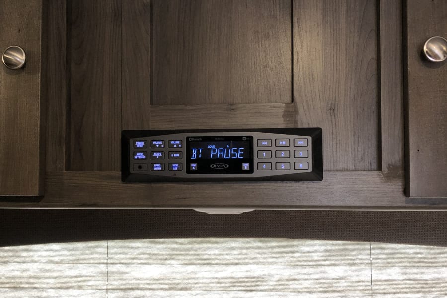 Indoor & outdoor speakers 