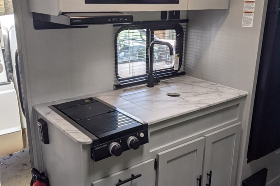 Two burner, Sink and Microwave