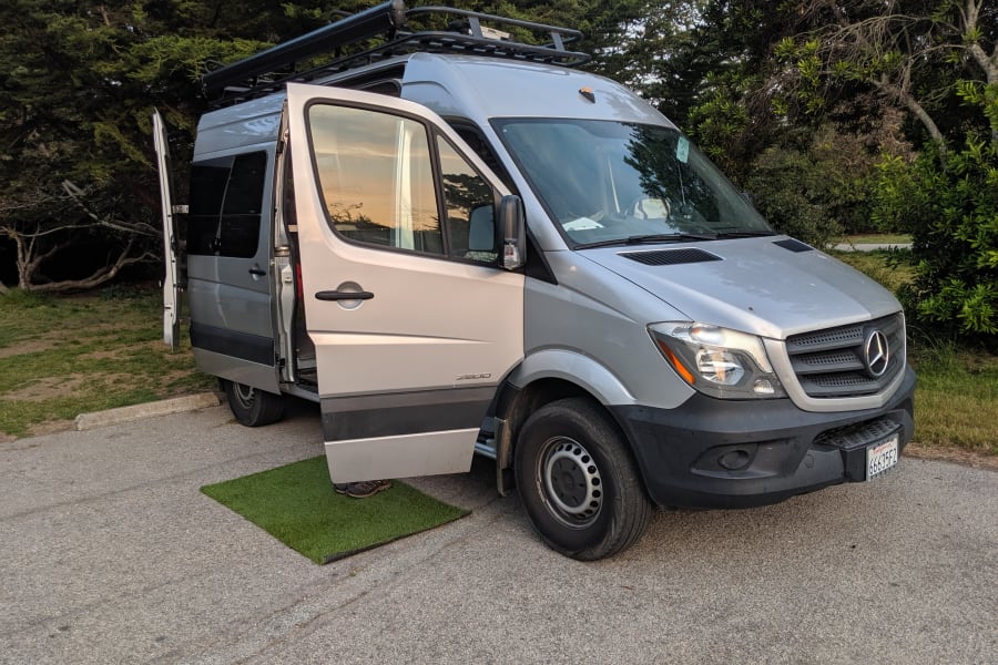 2016 Sprinter van w/ Aluminess Roof Rack.  