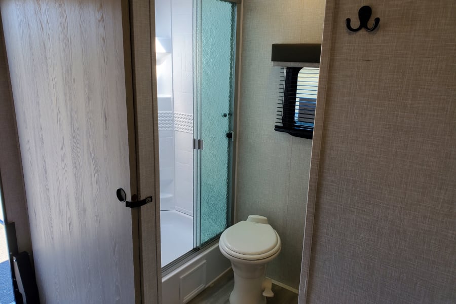 Bathroom - pic 1