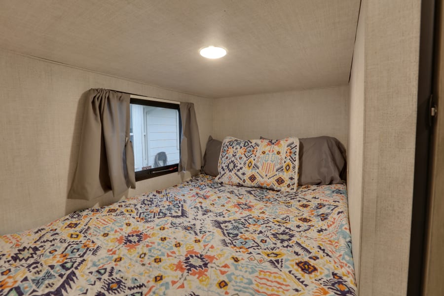 Full size bunk closeup