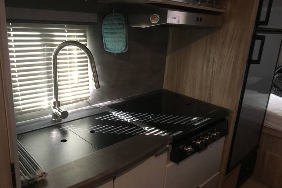 Full cooking appliances