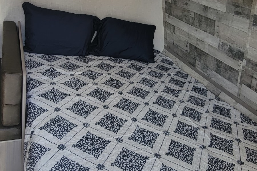 Queen bed