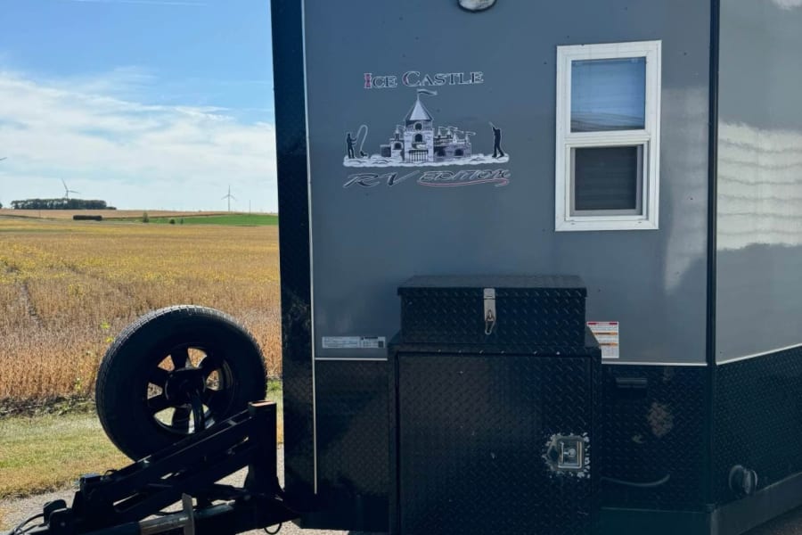 This Ice Castle RV Edition trailer, seen from the front, is ready for your next rv rental adventure. Ideal for ice fishing.
