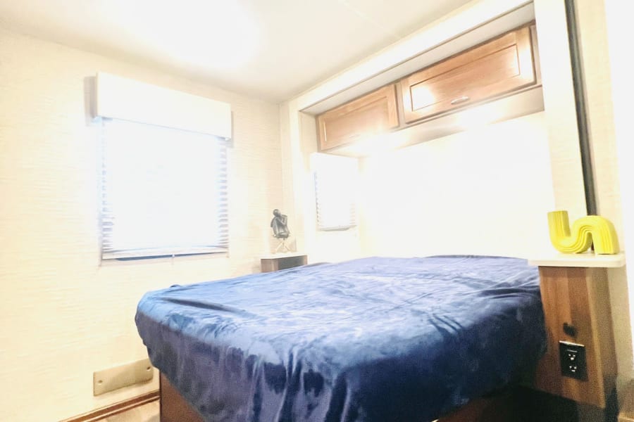 Queen sized bed!