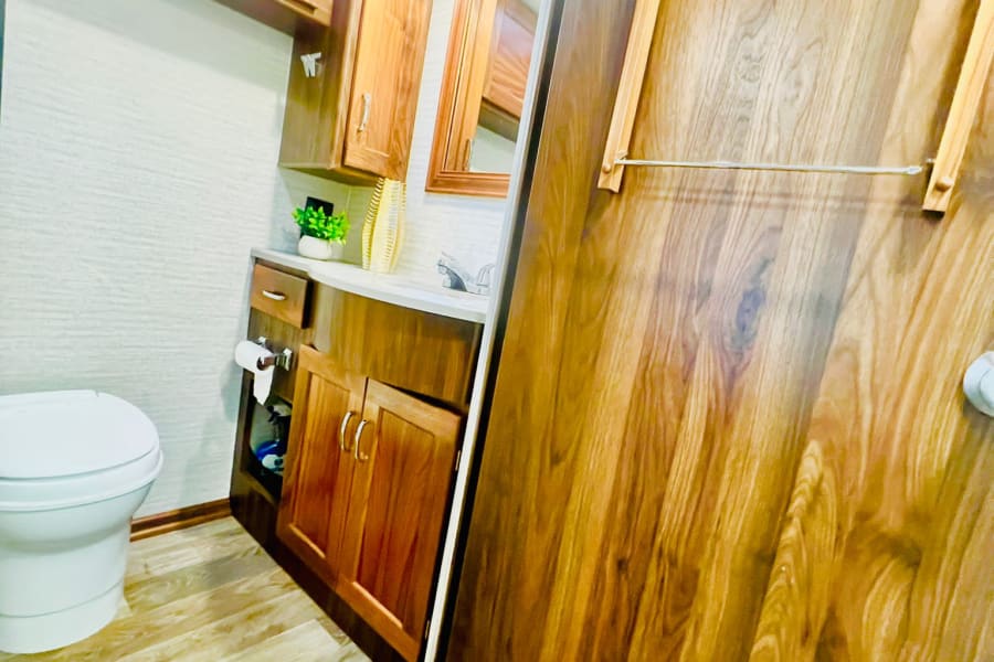 premium bathroom!
