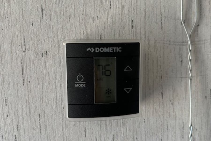 fully functional ac/heater controller