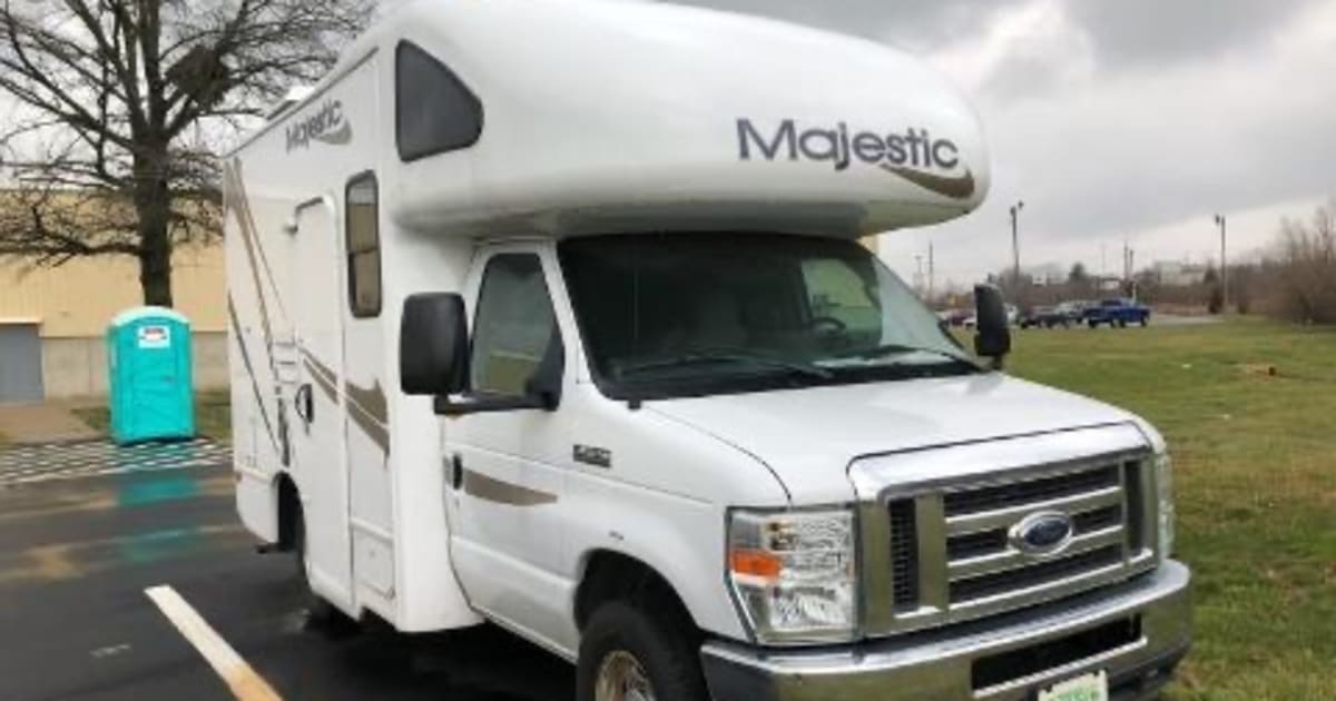 2012 Thor Motor Coach Four Winds Majestic Class C Rental In Medford Ma Outdoorsy
