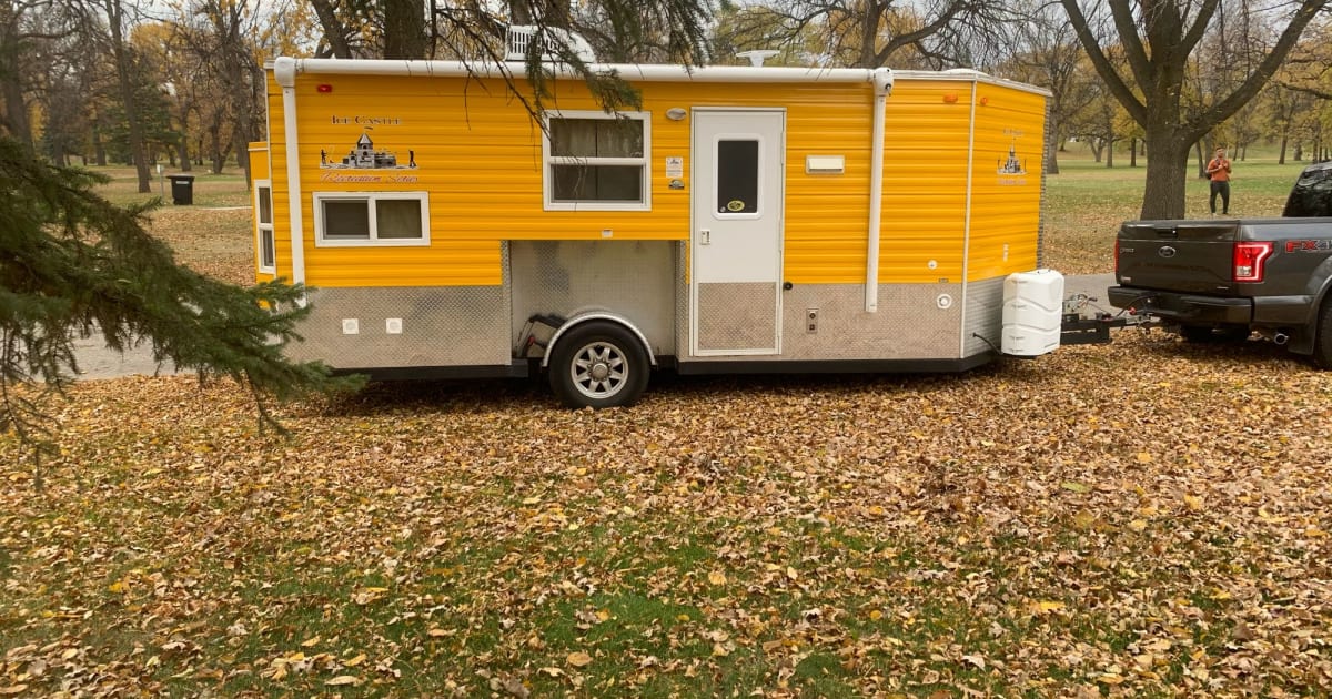 2017 Ice castle ice house Ice castle Trailer Rental in Grand Forks, ND