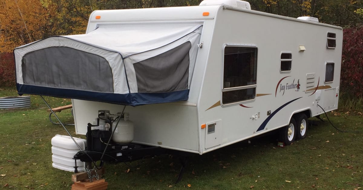 2004 Jayco Jay Feather Exp Bunkhouse Trailer Rental in Petoskey, MI