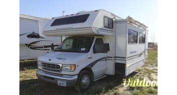 Friendly RV Rentals - Minnie Winnie