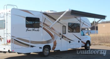 2018 Thor Motor Coach Freedom Elite