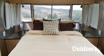 2017 Airstream Flying Cloud