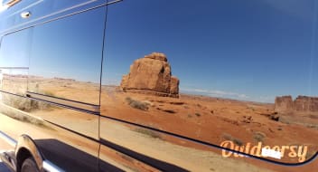 2017 AIRSTREAM INTERSTATE Tommy Bahama Grand Tour Edition