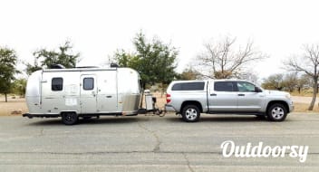 Airstream- Bambi's Safari