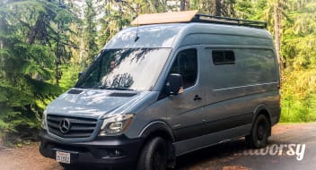 "Paca" the adventure van (Mercedes Sprinter 2016)