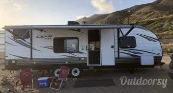 Rent This Trailer 2018 Forest River Cruise Lite (P)