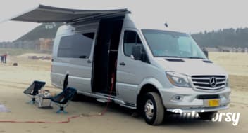 2016 Airstream Interstate 4WD