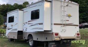 2006 Itasca Sunova Local setup available for fee.