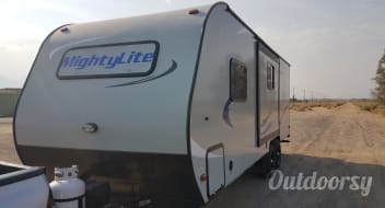2016 Pacific Coachworks Mighty Lite