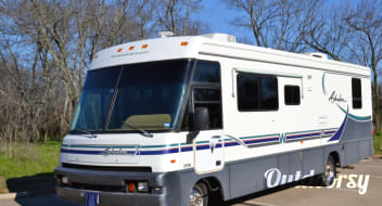 1997 Winnebago Adventurer