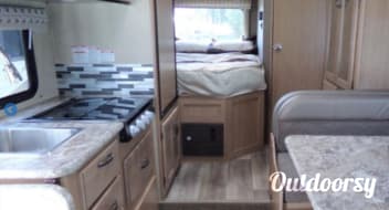 2019 Thor Motor Coach Four Winds