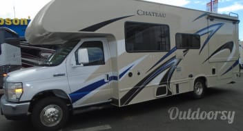 2019 Thor Motor Coach Chateau (No.1)