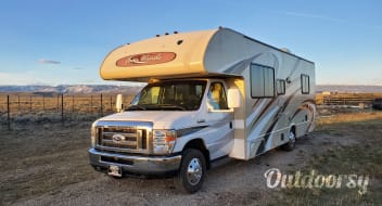 2017 Thor Motor Coach Four Winds