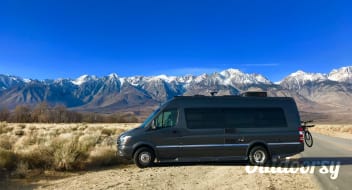 2 adult - 2017 Mercedes-Benz Sprinter