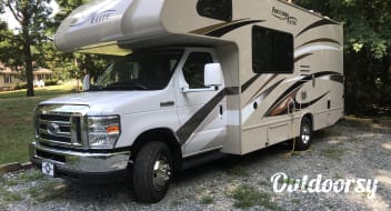 2017 Thor Motor Coach Freedom Elite