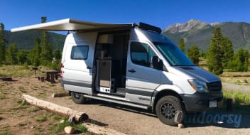 2019 Winnebago Revel 4x4 Sprinter