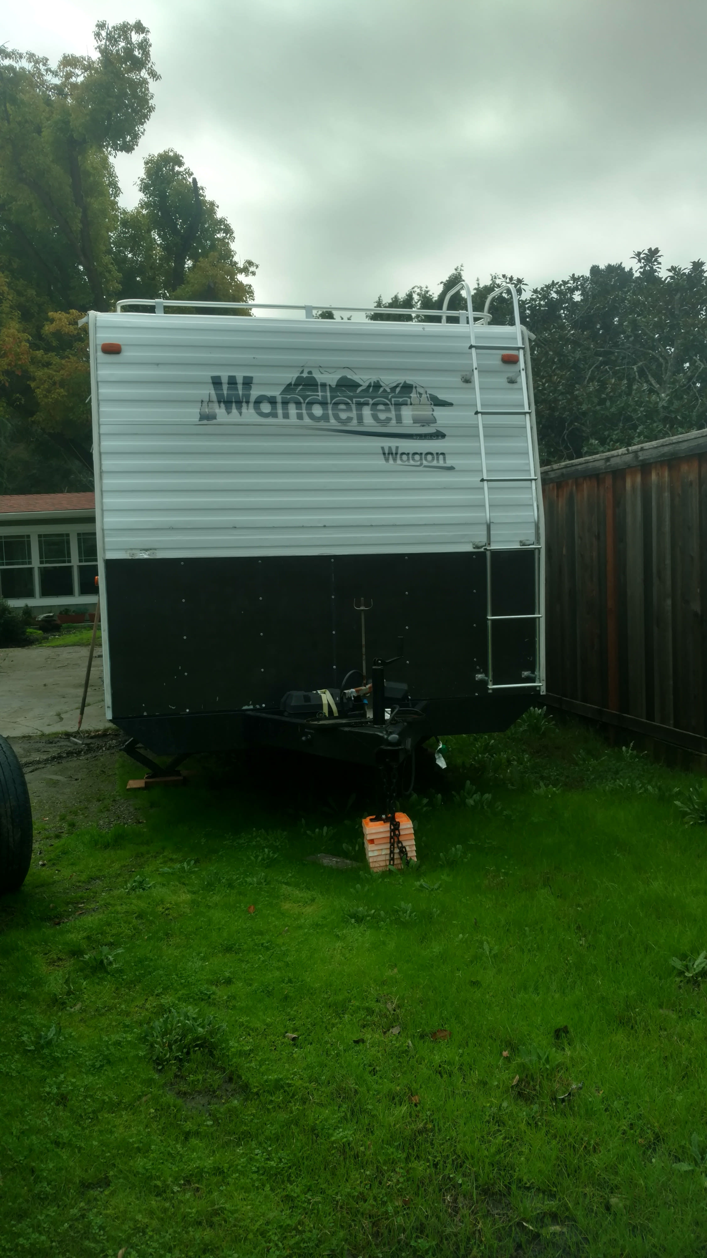 2000 Thor Motor Coach Wanderer Toy Hauler Rental in El Sobrante, CA