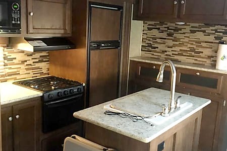 Rv Rental Bristol Tn Nascar Motorhomes Campers For Rent